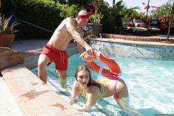 Skylar Snow No Splashing 195x 2495x1663 n7aqwa3dra
