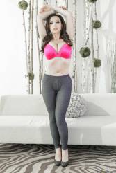  Nikki Benz Big Booty Dream Jeans x596 1663x2495 e7aqv761lc