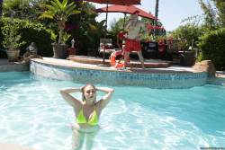 Skylar Snow No Splashing 195x 2495x1663 d7aqvxmylm