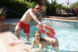 Skylar Snow No Splashing 195x 2495x1663 c7aqwa1g5x