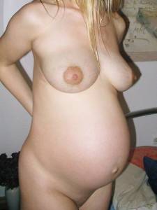 Paula Pregnant f7apqgbf46