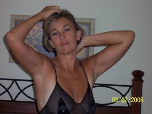 Madre hermosa y atractiva x126 n7apuo8lt3