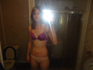 19yr old Mariah x41 o7apxd6qtt