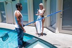 Nina Elle Pool Guy MILF Pussy Poke - 1000px - 116X-d7atg7nln6.jpg