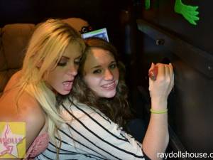 Brunette teen in braces facialed in theater p7aucd5ipe