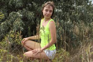 Outdoors Sexy Jeans and Flashing i7aug8ctyx