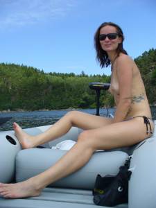 Sexy Topless Girlfriend Privates g7au0aeeaf
