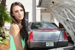 Vivian Versace Chick With Car Troubles Fucks To Get It Fixed - 344x-m7avp0gxxy.jpg