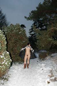 Wife Peeing On A Cold Day x29 17au62vor6
