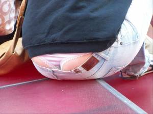 Voyeur Of Beautiful Mom Outdoors i7au7app43
