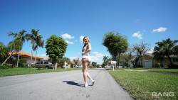 Kali Roses Is A Wild Public Flasher With A Fiery Hot Sex Drive - 119x-q7awqi4avg.jpg
