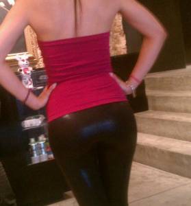 Latina Esposa [x573] o7aw75ouxd