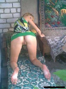 Daughter in garden without panties q7aw701ei6