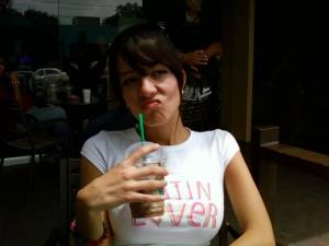 Latina Esposa [x573] r7aw7mx0qa