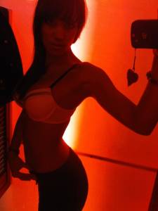Latina Esposa [x573] v7aw7oo4kd