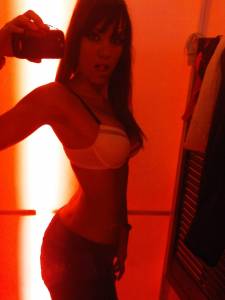 Latina Esposa [x573] n7aw7po3a2