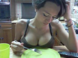 Latina Esposa [x573] b7aw7m82ob