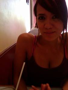 Latina Esposa [x573] u7aw7km1g0