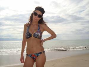 Latina Esposa [x573] n7aw7k1uo1
