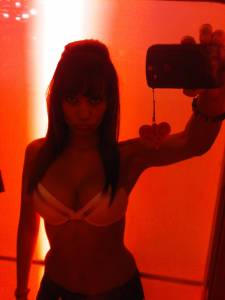Latina Esposa [x573] l7aw7ov0ci