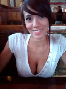 Latina Esposa [x573] z7aw7l2lkc