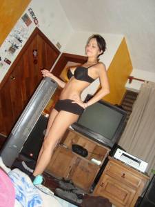 Latina Esposa [x573] n7aw78217k