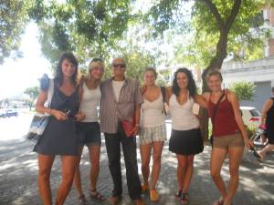 Teen girls on the beach h7aw5jknf7