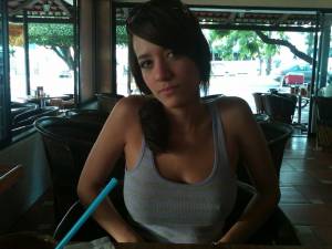 Latina Esposa [x573] 77aw76jbs0