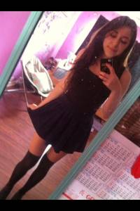 Brunette Friend Loves to Tease [x24] 07bac13d1e