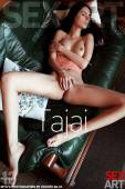 Dita V in Tajai v7bb047y53