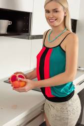 Ruth Fruitful - 120 pictures - 7360px b7bcpc15na