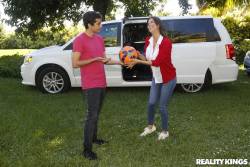 Alexis Fawx Soccer Mom Rescue - 153x s7beb92ps4