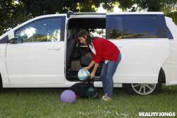 Alexis Fawx Soccer Mom Rescue - 153x d7beb9hgbl