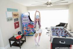 Vina Sky Asian Arcade Pussy Play - 1600px - 192X u7bet4gqjy