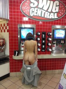 Girlfriend Nude In Public x42-v7bemv3r71.jpg