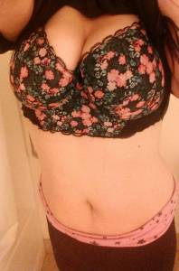 Amateur Naughty Nanny (629 images) q7bejx0btn