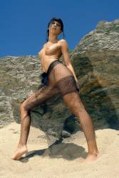 Kelly B Belize y7bf7k76dj
