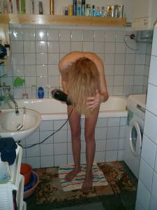 Slim Blonde Girlfriend [x152] d7bfdq6bof
