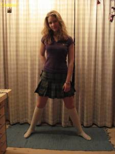 Horny girl, posing, suck and fuck with black Cock x 213 h7bfkgdgji