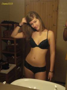 Horny girl, posing, suck and fuck with black Cock x 213 y7bfkibry6
