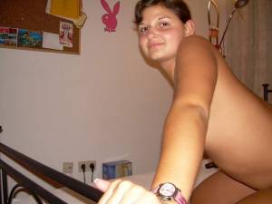 Austrian College Girl x60 t7bfrkktsm