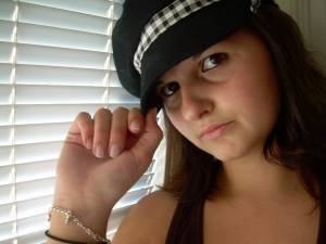 Austrian College Girl x60 57bfrkguea
