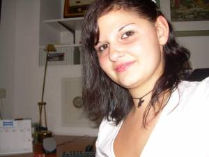 Austrian College Girl x60 z7bfrkbrul
