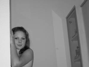 Black and white Fuck x 77 37bgfs1zkx