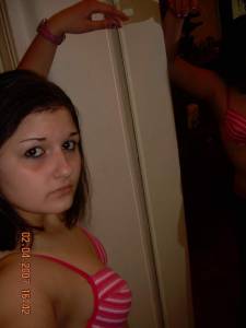 Austrian College Girl x60 f7bfrkssvu