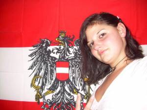 Austrian-College-Girl-x60-x7bfrjshbl.jpg