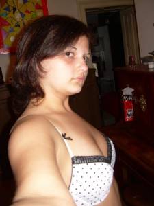 Austrian College Girl x60 47bfrku3kb