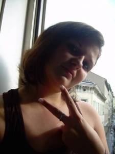 Austrian College Girl x60 b7bfrjv53n