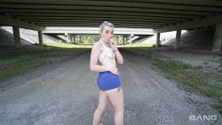 Cameron Mynx Is A Wild Blonde That Flashes On The Highway - 2600px - 82X-y7bgocmhhe.jpg
