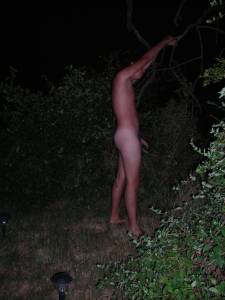 Hot outdoor Posing x 87 p7bg0g0gxt
